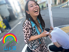 肉乳おばはんド助平レンタル 巨乳崇拝メンズを密着圧迫射精 塚田詩織　サンプル画像03